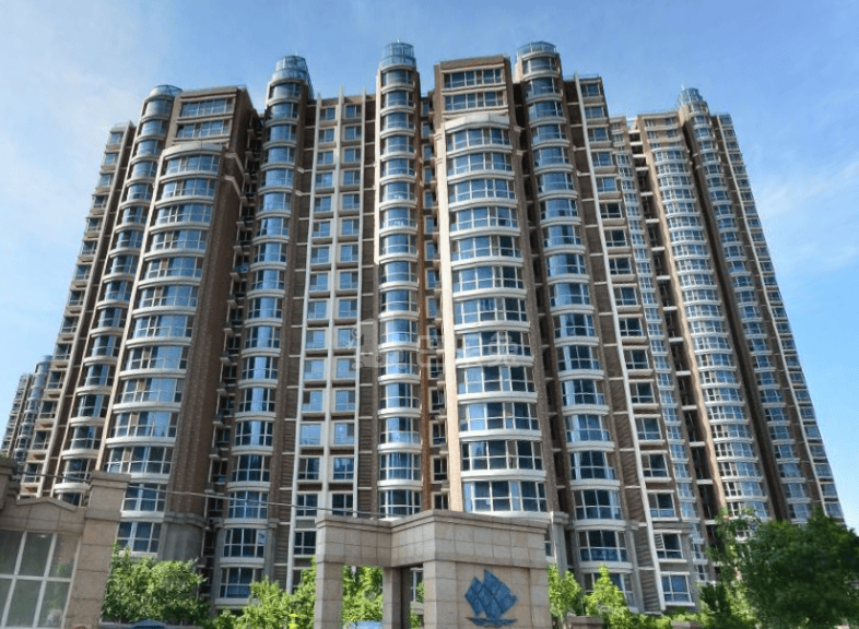 Residential community supported by visual AI safety operations